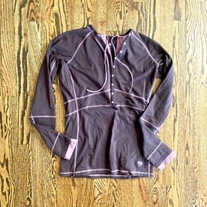 Mountain Hard Wear athletic shirt Size M